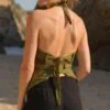 rueckenfreies-top-olive-gruen