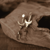 mond-ohrringe-mit-bergkristall